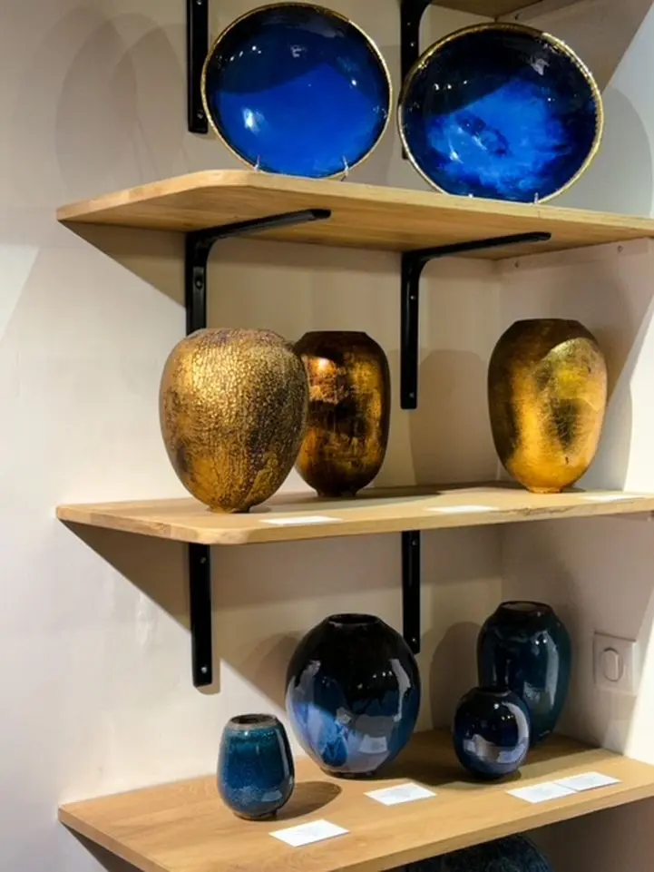paris-not-a-gallery-la-reserve-vase-coupe-en-ceramique-email-variation-unique-concu-par-karen